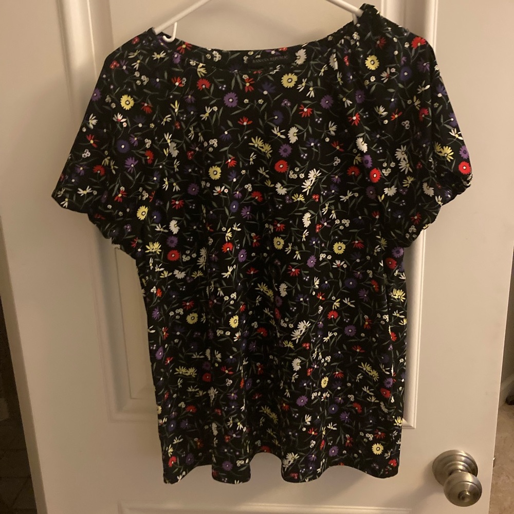 Banana Republic flowered top